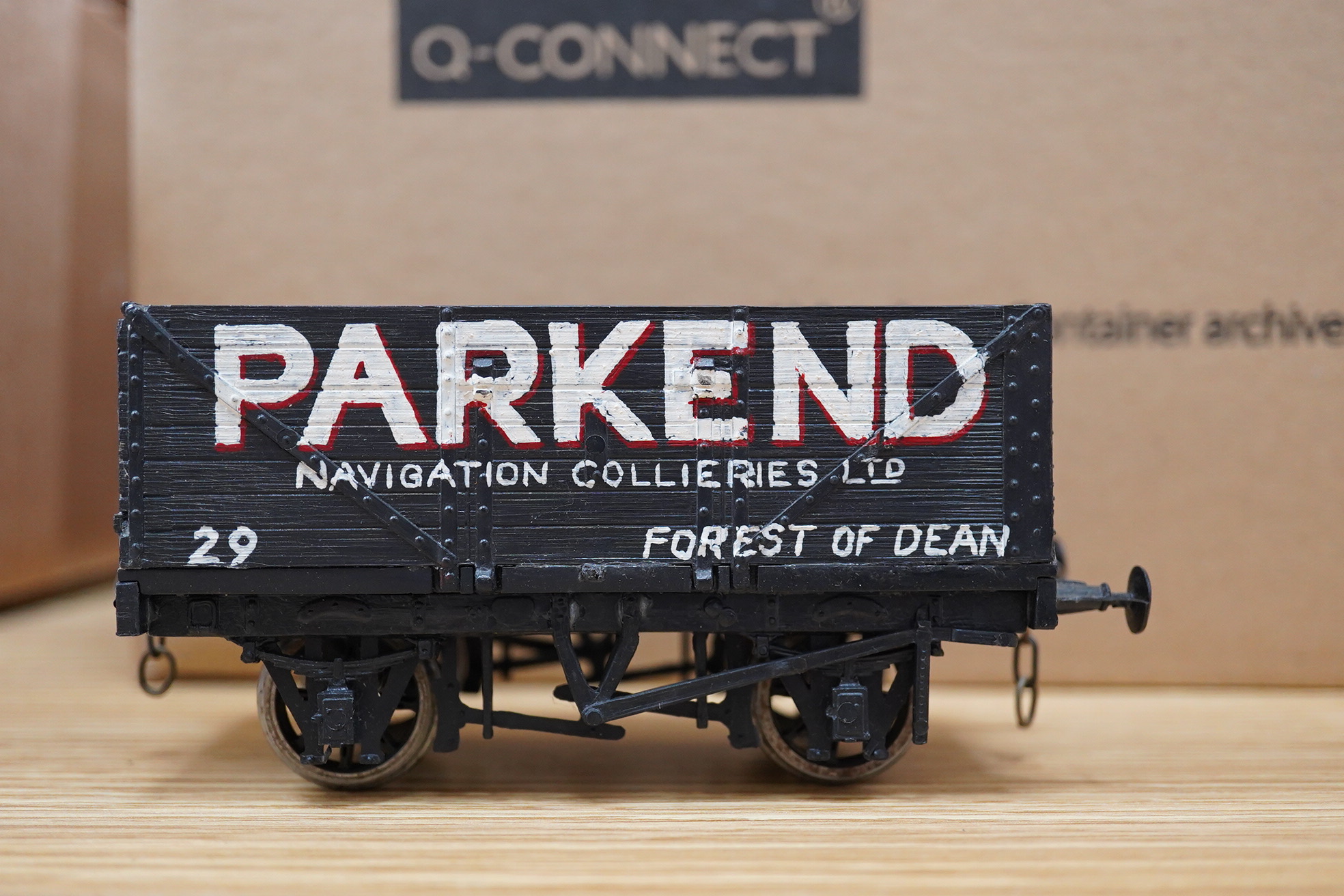 Six finescale 0 gauge GWR and private owner’s freight wagons by Cooper-Craft, Peco, etc. including; two GWR box vans, and four open wagons, all kit-built or adapted to a high standard
